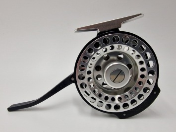 A&M Semi Automatic Fly Reel