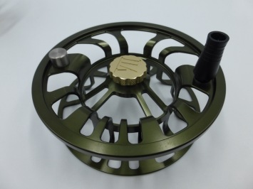 A&M 10 Series # 9/10 Olive/Gold Fly Reel