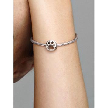 Pandora Silver Opengewerkte Pootafdruk bedel 798869C00