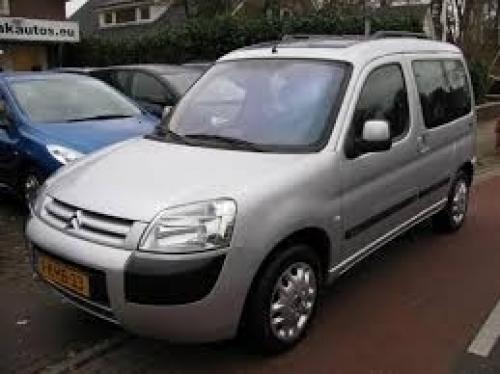 citroen berlingo trekhaak vast 4403