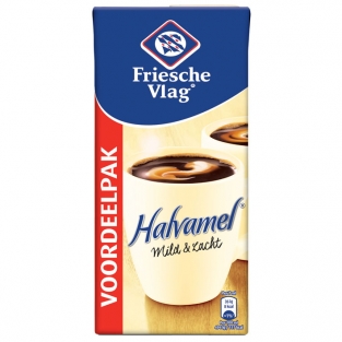 Friesche Vlag Halvamel Coffee Creamer (930 ml.)