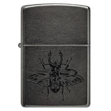 Zippo Beetle Design geopend Zippo Beetle Design geopend