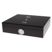 Zwarte humidor met tekst