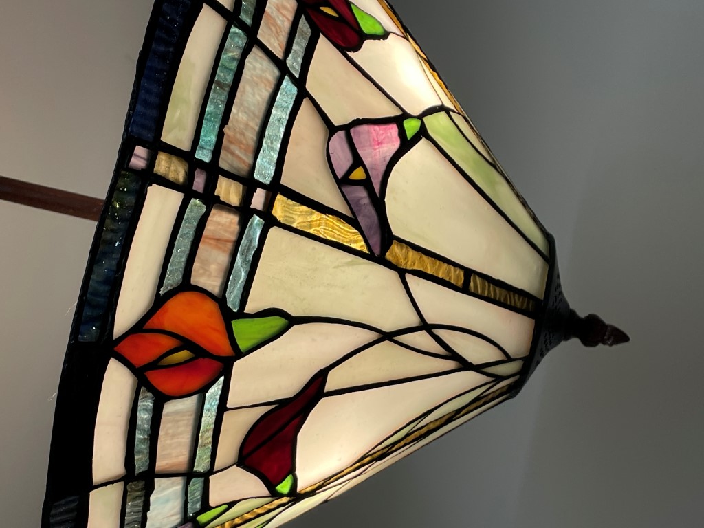 Tiffany plafondlamp Calla - C2
