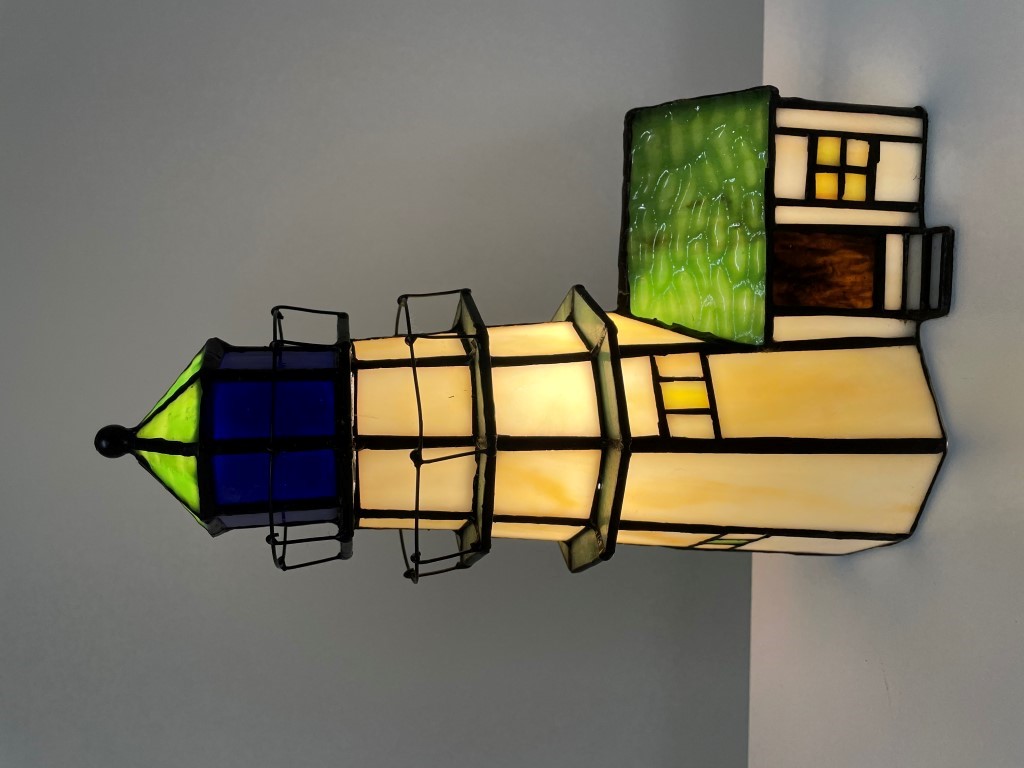 Tiffany Tischlampe Leuchtturm + Haus