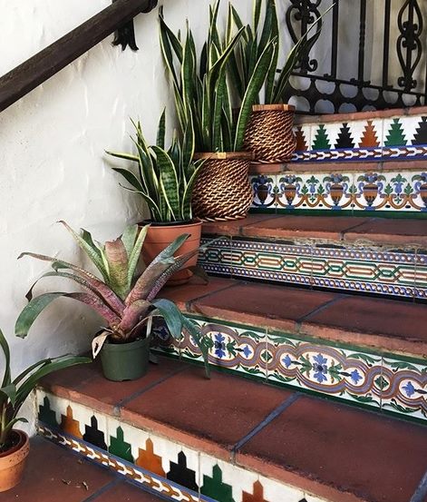 Bohemian style is also here for your staircase