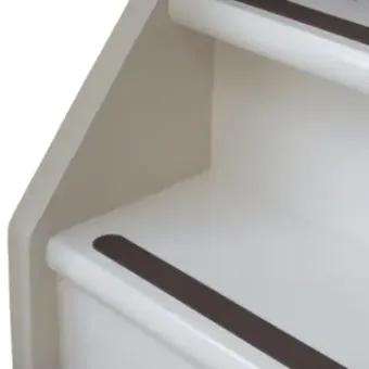 trap antislip met gemaakte ronde kanten