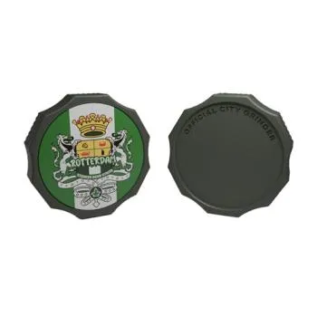 City Grinder Rotterdam open, twee helften van de 55mm grinder met tandsysteem zichtbaar