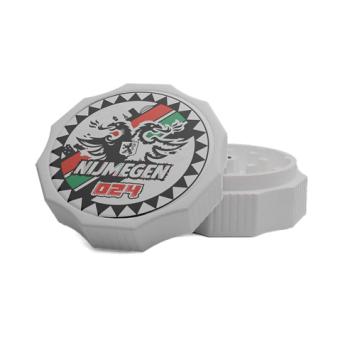 City Grinder Nijmegen 55mm, witte 2-delige grinder met magneetsluiting