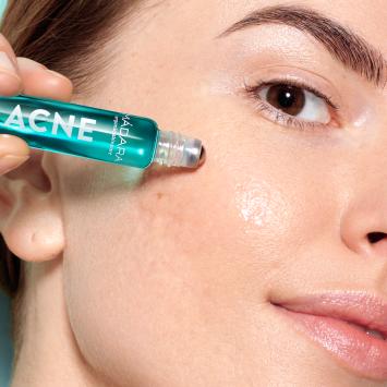 MÁDARA ACNE Acute Spot Roll-On 8ml