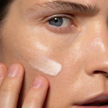 MÁDARA RETINOL ALTERNATIVE Plant-Powered Night Cream 50ml