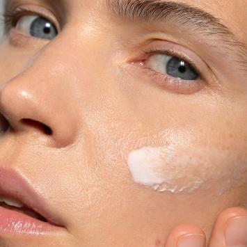 MÁDARA RETINOL ALTERNATIVE Plant-Powered Day Cream50ml