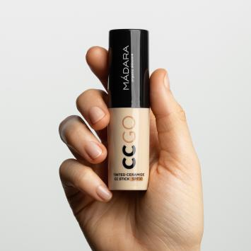 MÁDARA CC GO Tinted Ceramide CC Stick SPF30, #40 SAND 13g