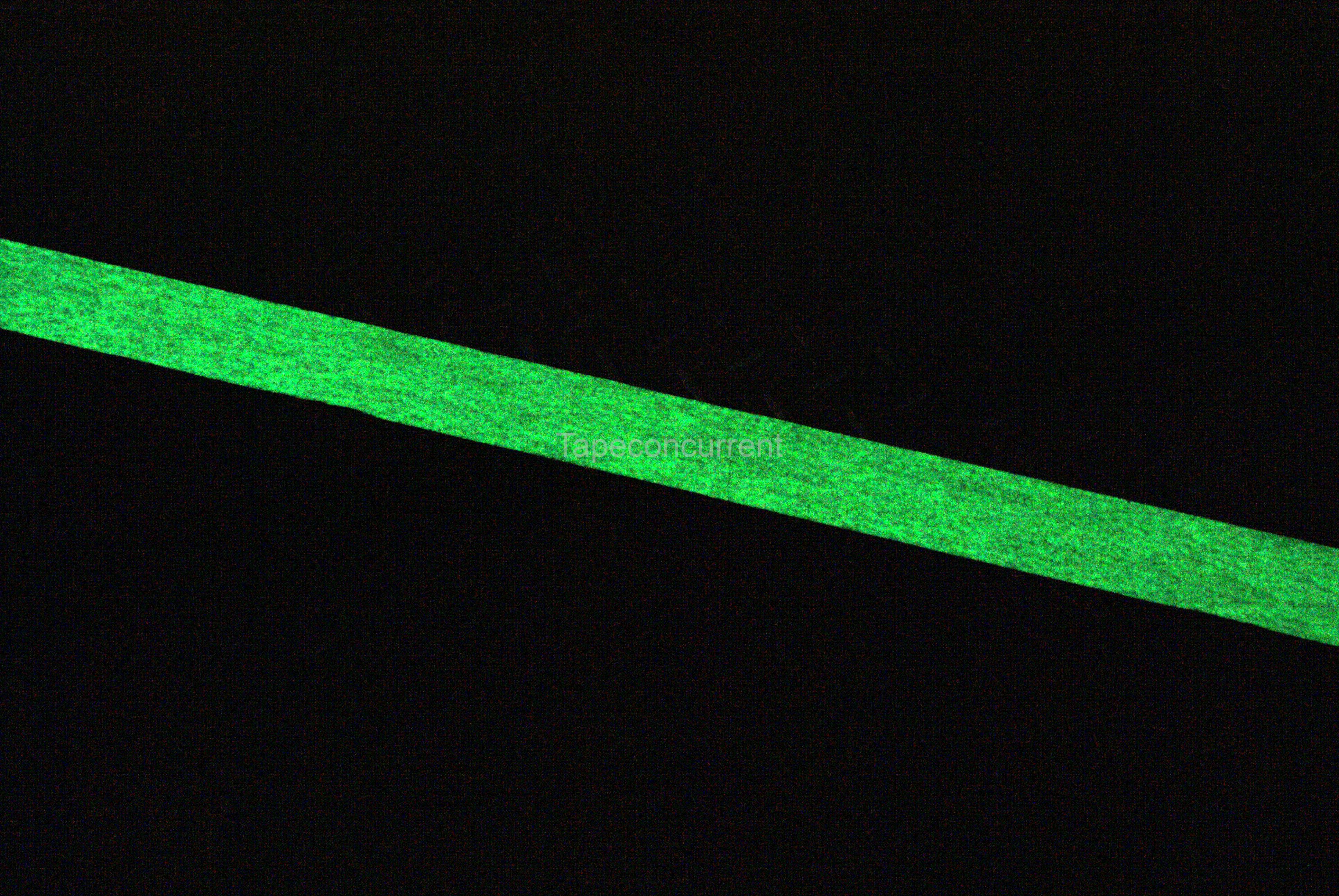 5868 Antislip tape Glow in the Dark 25mm x 18 meter