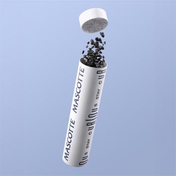 White Mascotte 6 mm active filter at the end of a rolled joint