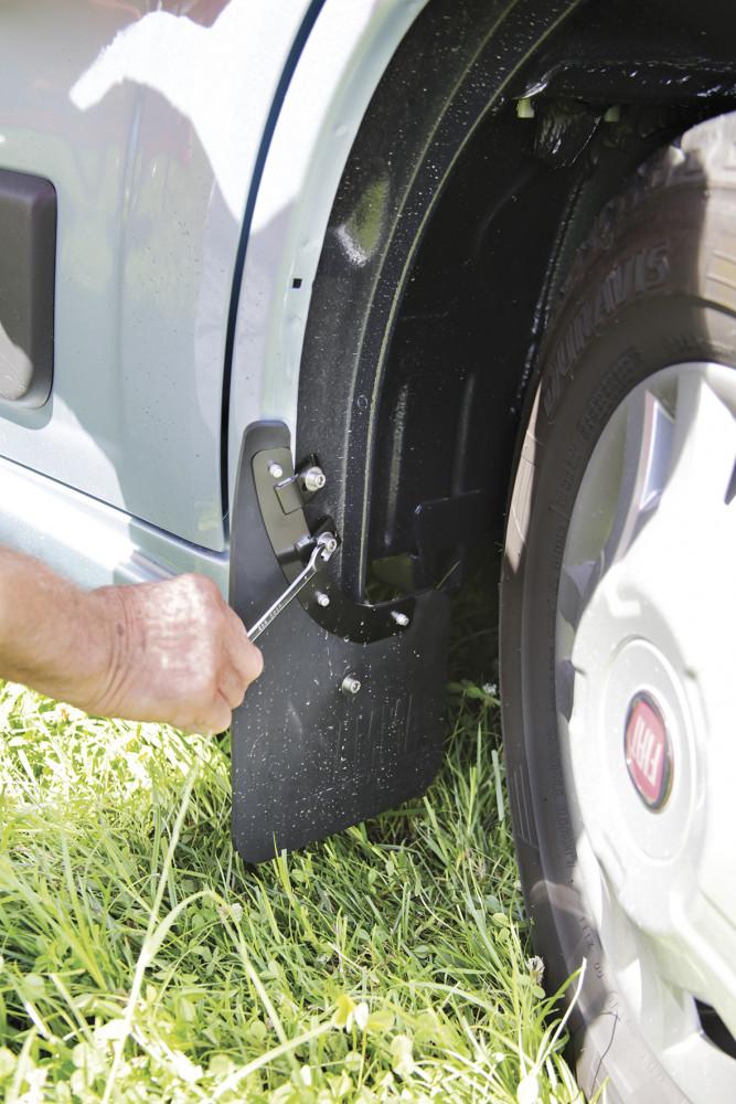 Mud Flap Front 06606-01-