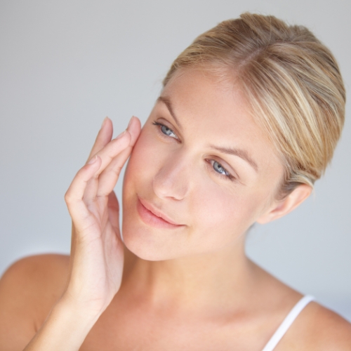 Rimpels & fijne lijntjes: zo houd je je huid glad, sterk en stralend