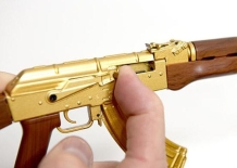 images/productimages/small/miniatuur-ak-47-gold.jpg