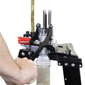 APP Automatic Processing Press - Lee