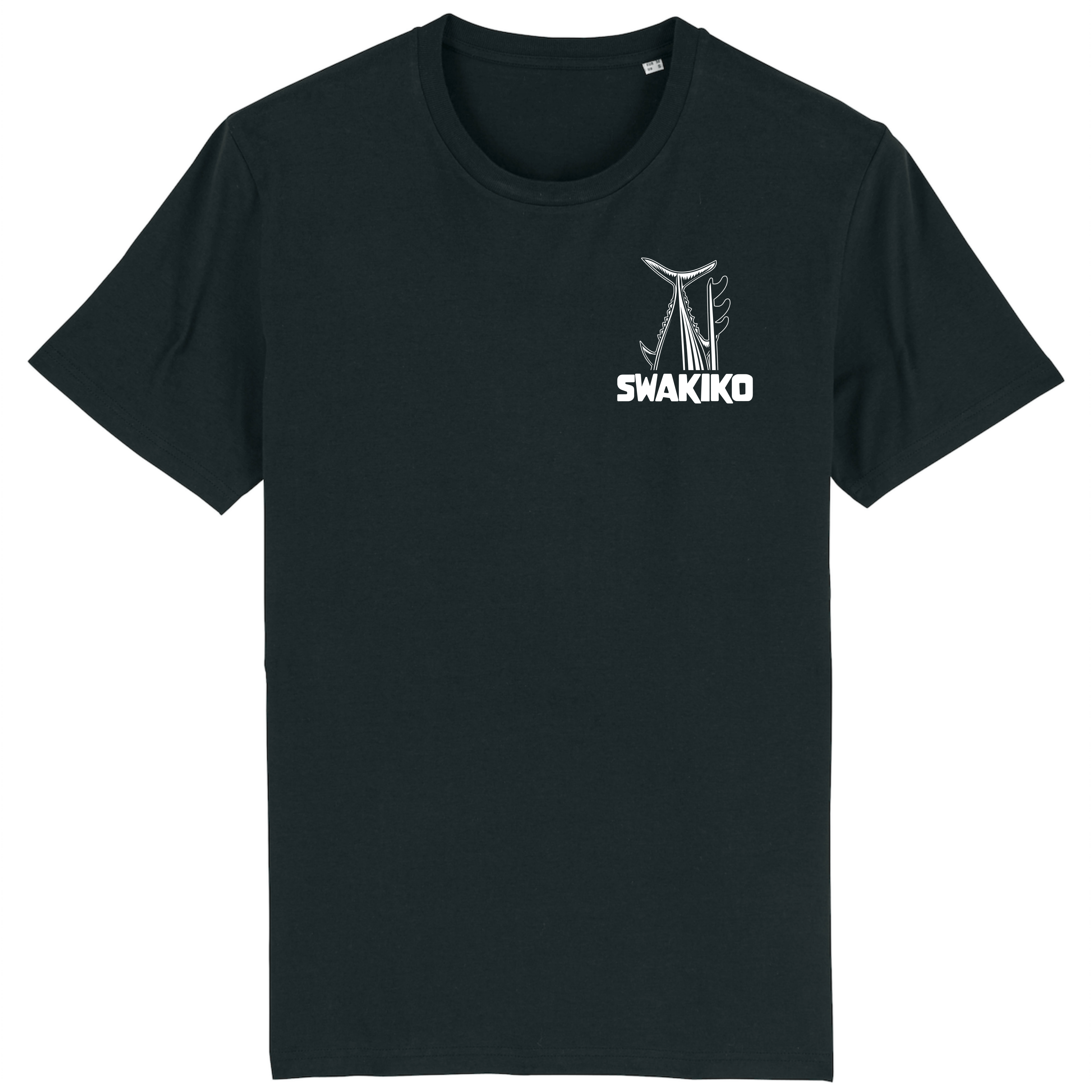Voorkant van het zwarte Bonaire T-shirt met op de borst het SWAKiKO logo en de staart van de tonijn naast een surfboard