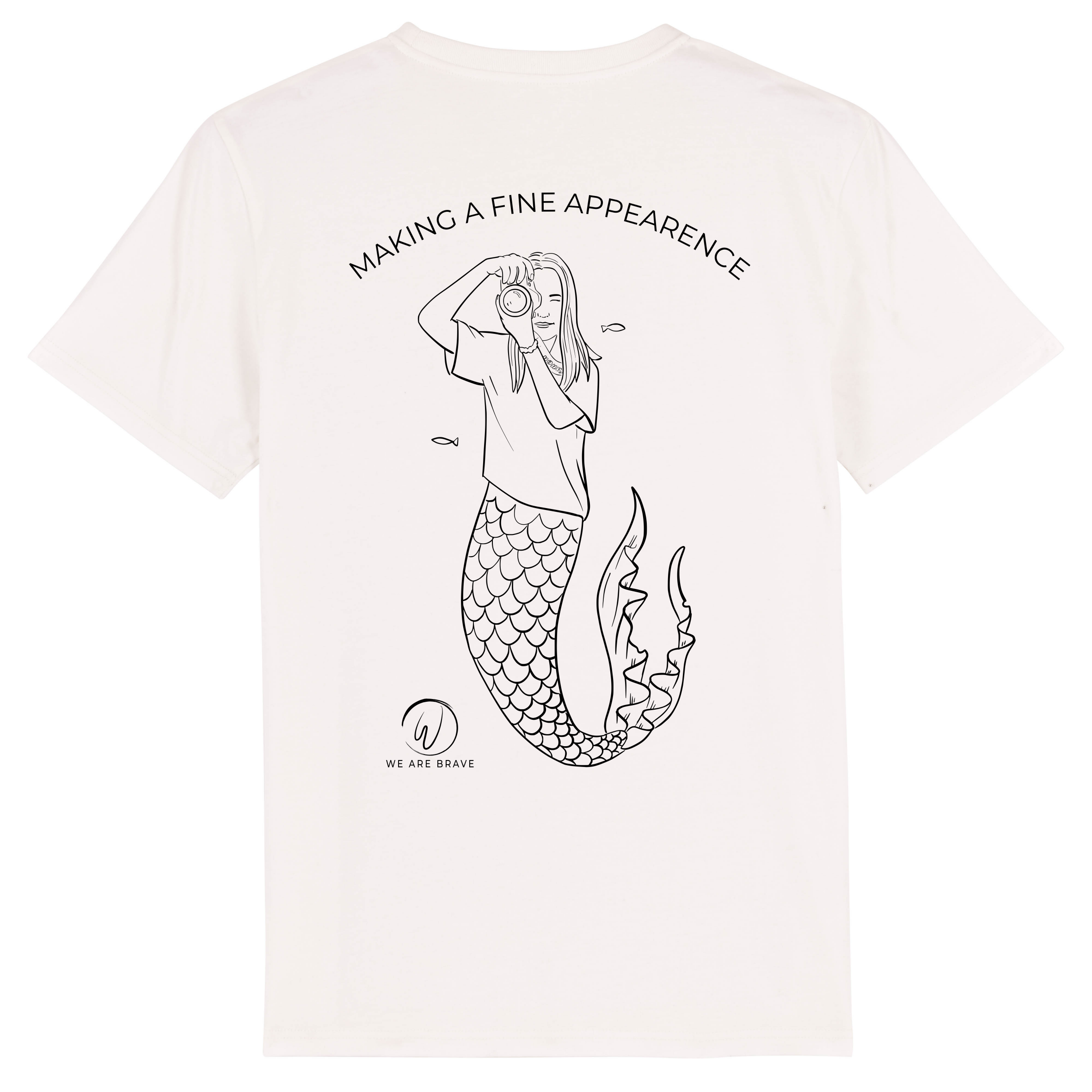 Off white T-shirt met een fotograferende zeemeermin voor We are Brave productions