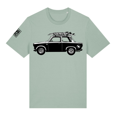 Groen heren t-shirt met een trabant met surfboard op het dak