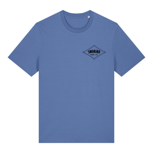 Voorkant van een blauw surf T-shirt met borstlogo van SWAKiKO