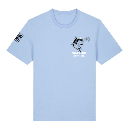 Lichtblauw T-shirt met Swakiko borstlogo van een Blue Marlin