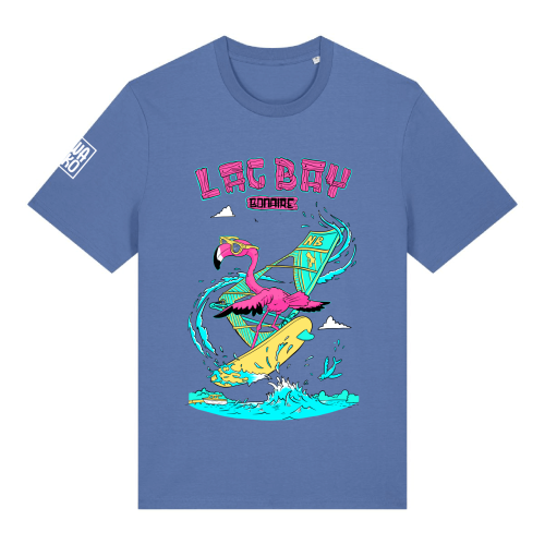 Blauw T-shirt met freestyle surfende flamingo op Lac Bay Bonaire