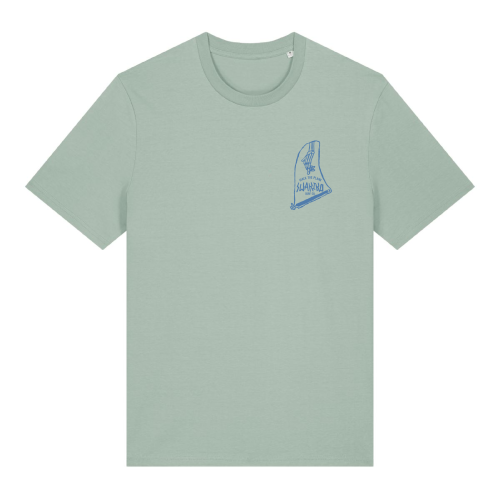 Aloë groen T-shirt met blauwe borstprint van een fin met de tekst' 'walk the plank'