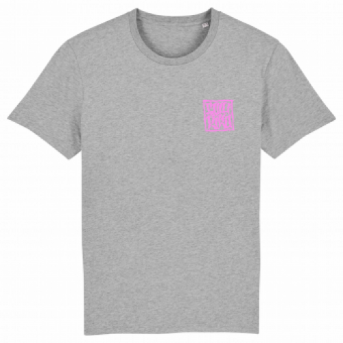 Voorkant van een grijs T-shirt met roze SWAKiKO logo