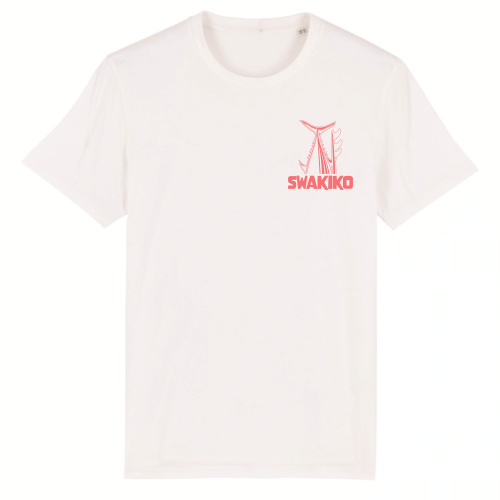 Voorkant van een Wit surf T-shirt met het Swakiko borstlogo en de staart van een tonijn en surfboard