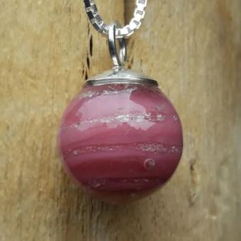 Bolhanger Roze met deeltjes crematie-as