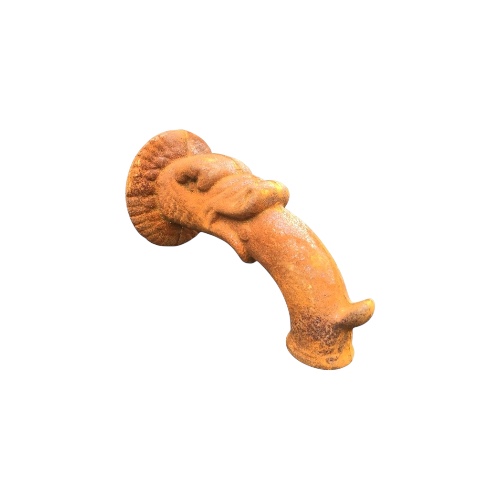 Gietijzeren waterspuwers en kranen bij houseandgarden