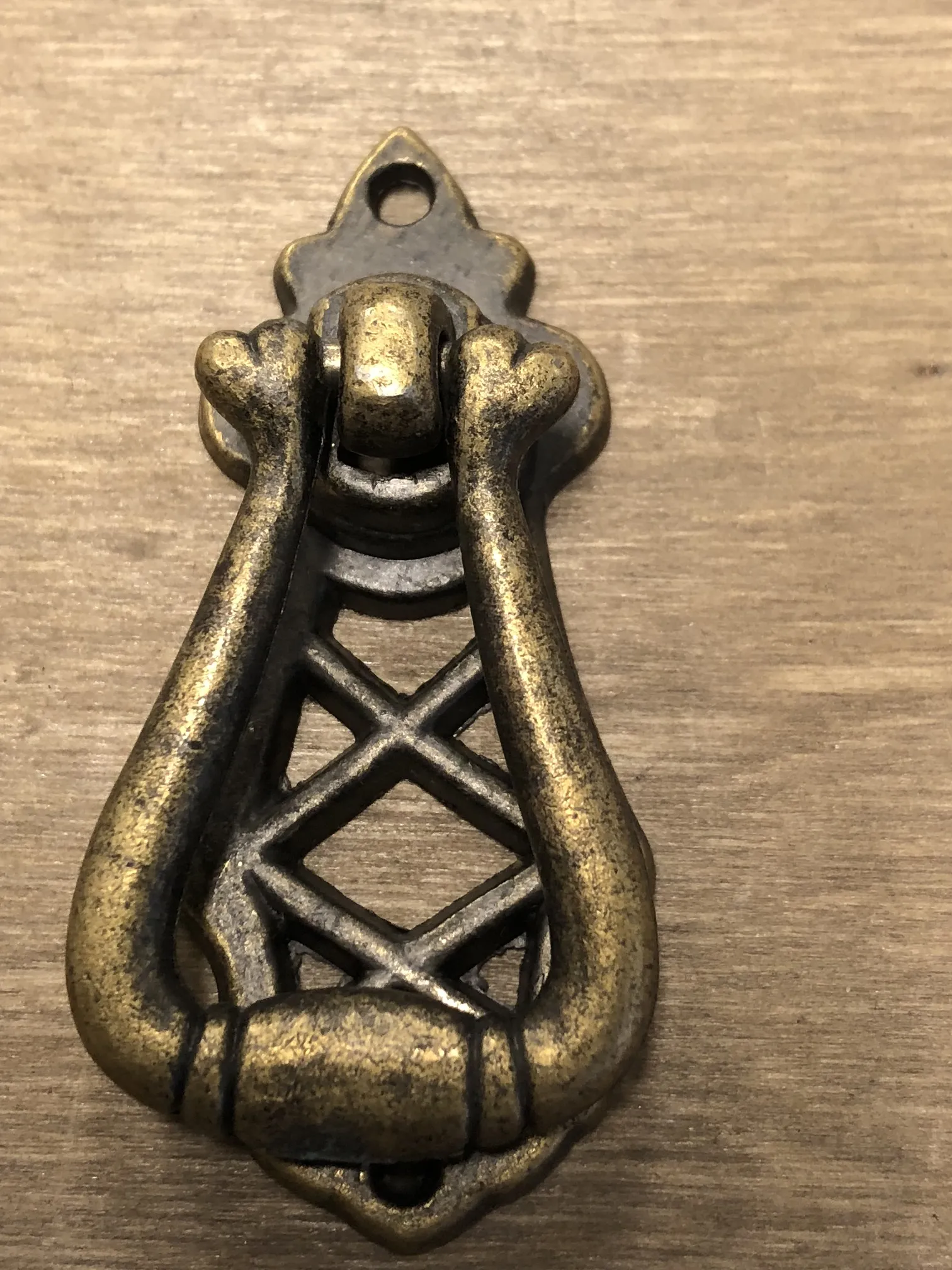 Grendel 40x40x8 mm Verzinkt, Grendel is een schuifmechanisme om een De - Onderdelen in en om Huis en Tuin - Bevestigingsmaterialen en Aanhanger onderdelen