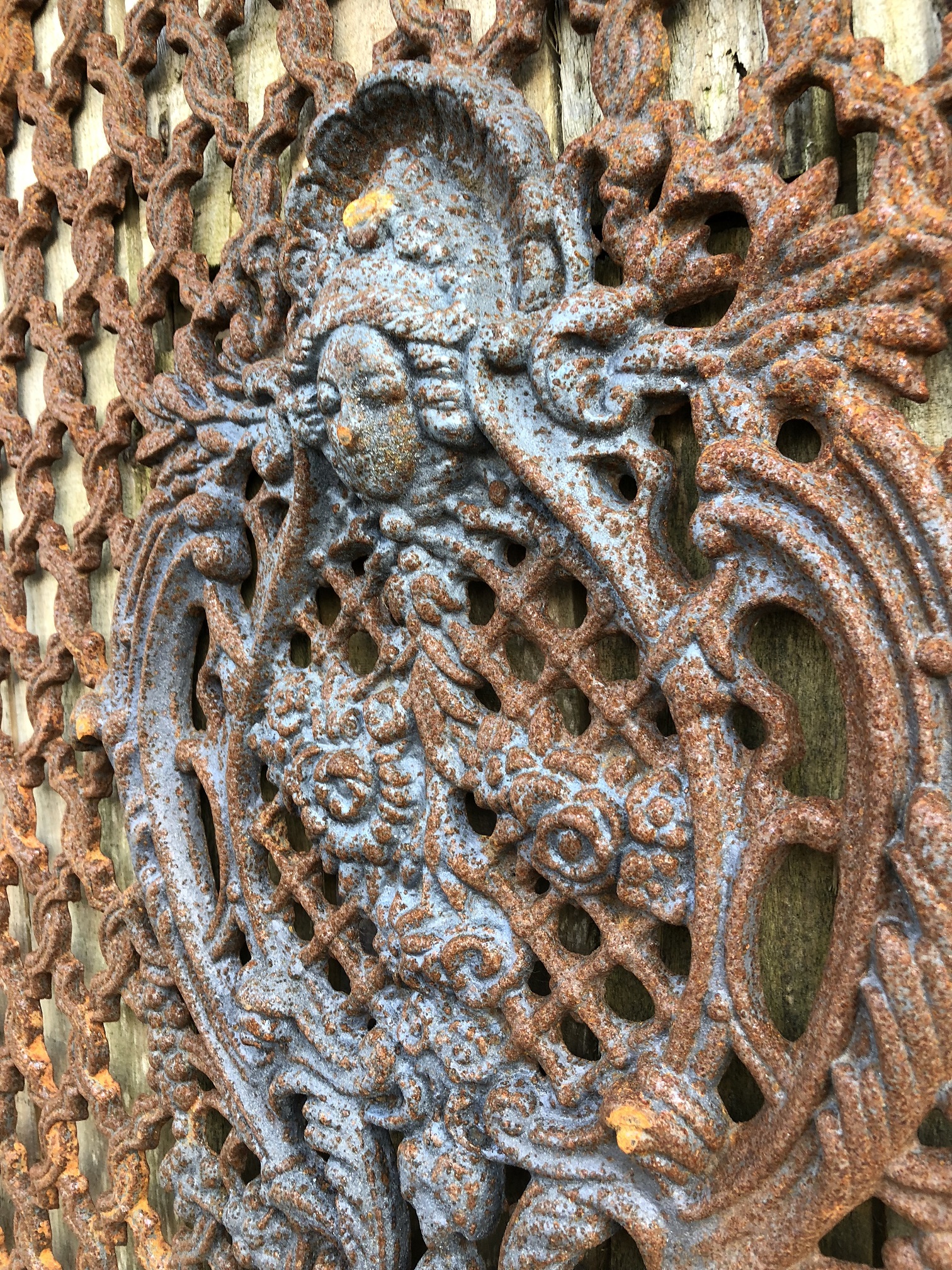 Cast iron-rust- deur-raam rooster, wandornament, mooi smeedwerk !!