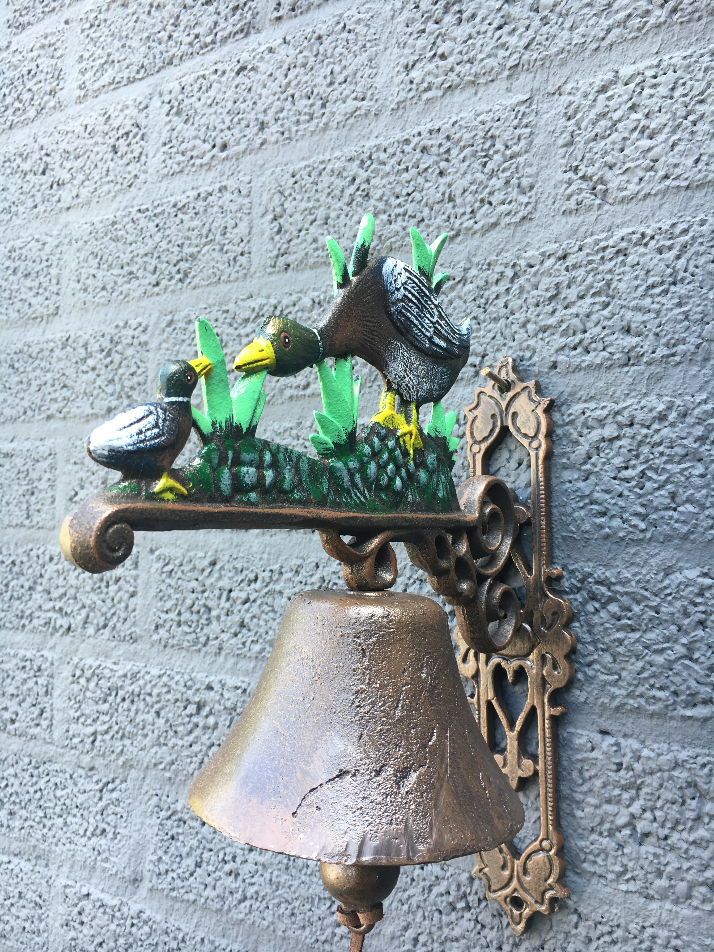 Vintage Halloween Hexen Türklingel Aus Gusseisen | Rustikaler Türhänger Mit Besen Für Grusel-Deko