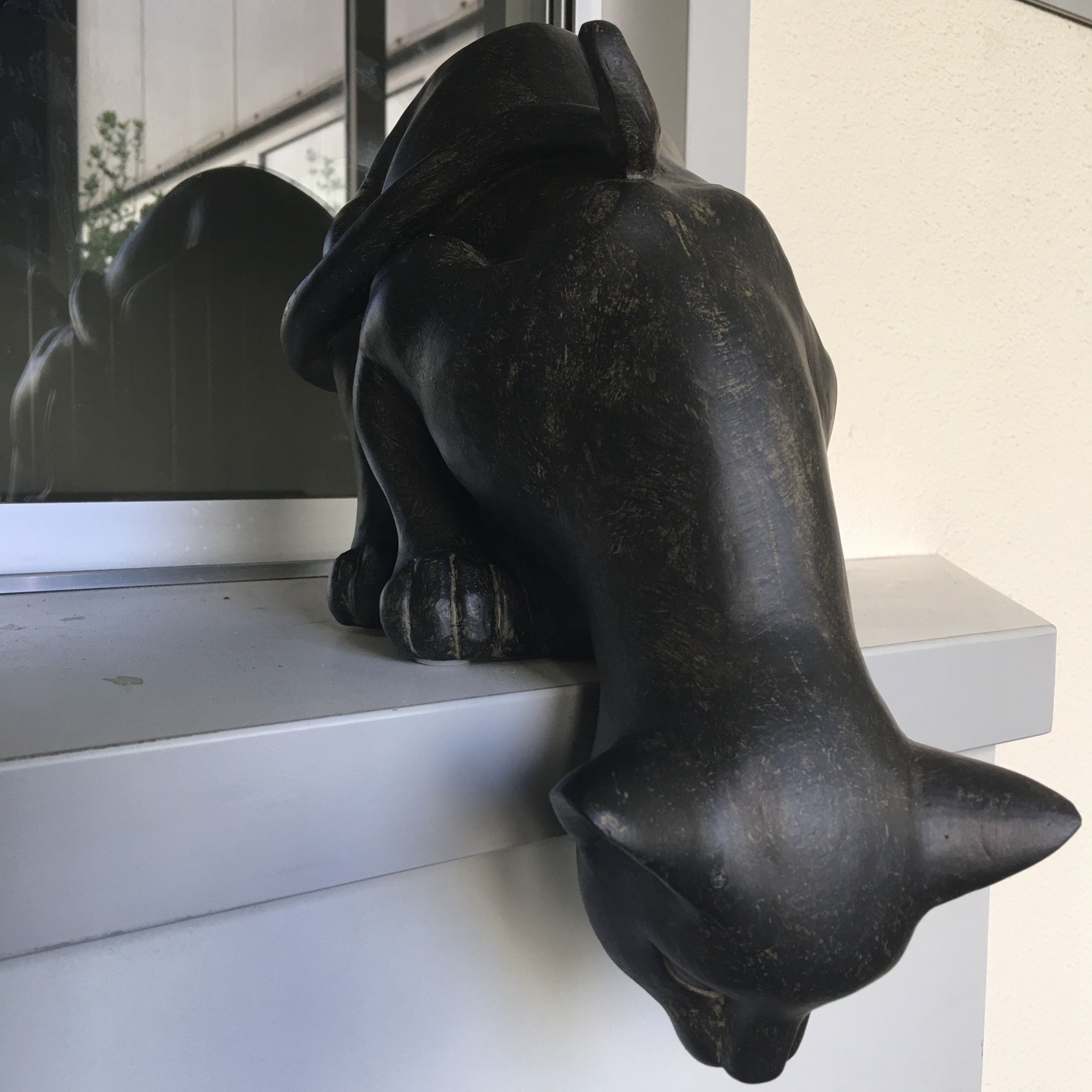Katze, Skulptur aus Polystein