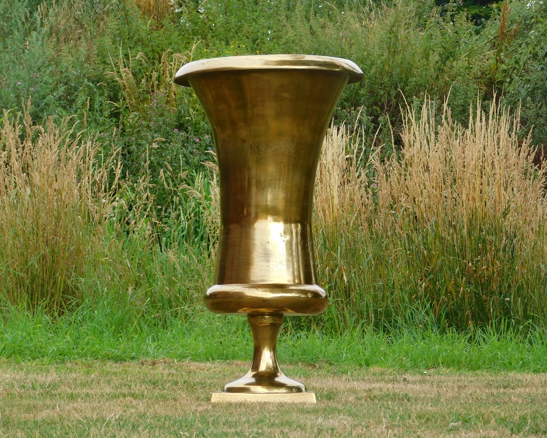 Großer Blumentopf / Vase, Kelch, goldfarbenes Aluminium