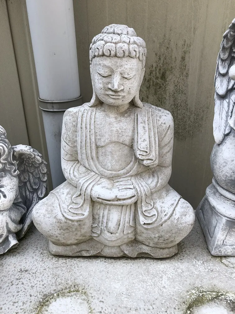 Chronisch uitgehongerd bezoek Japanse Boeddha vol steen. - houseandgarden.shop - dé webshop voor  decoratie in én om het huis!