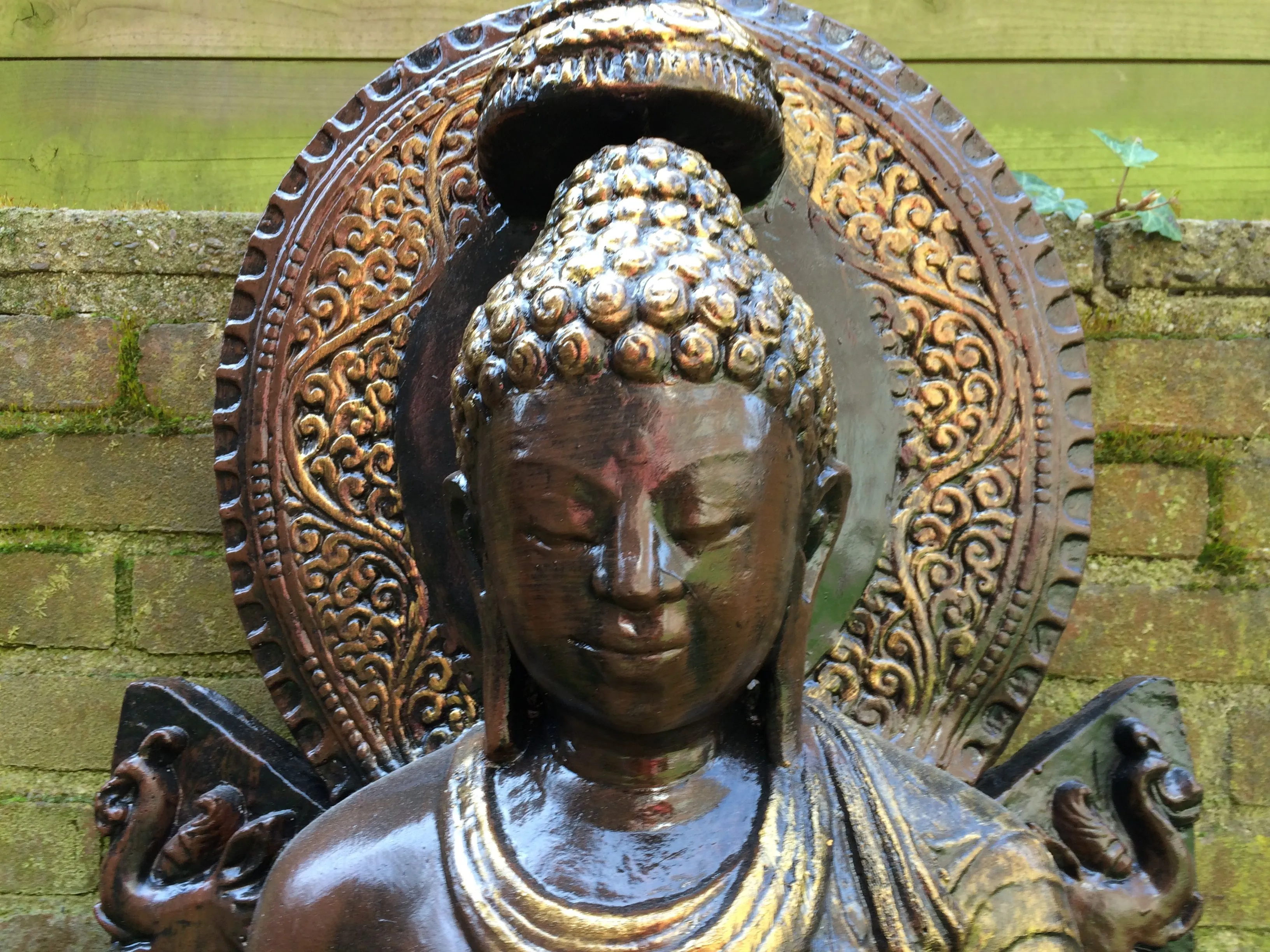Tuin Boeddha Beeld Zittend in de Namaste Mudra van Groensteen 121cm