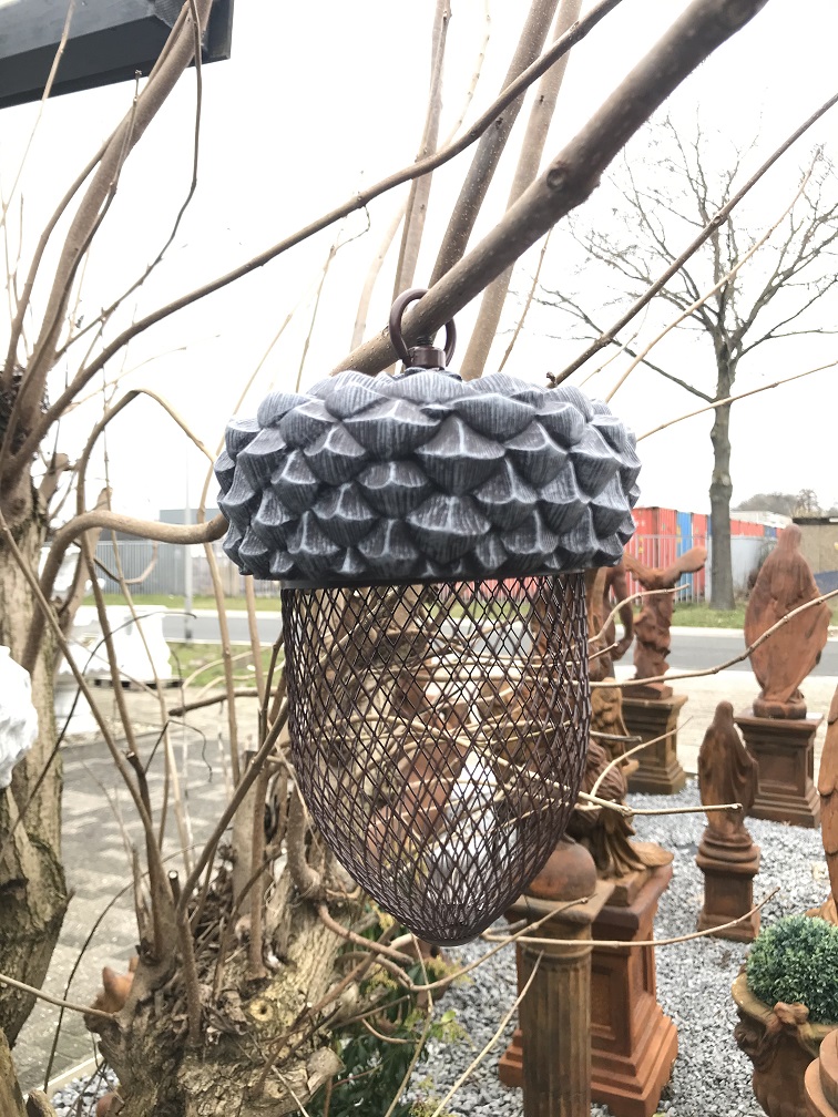 Vogelfutterspender in Form einer Eichel, sehr schöne Gartendekoration