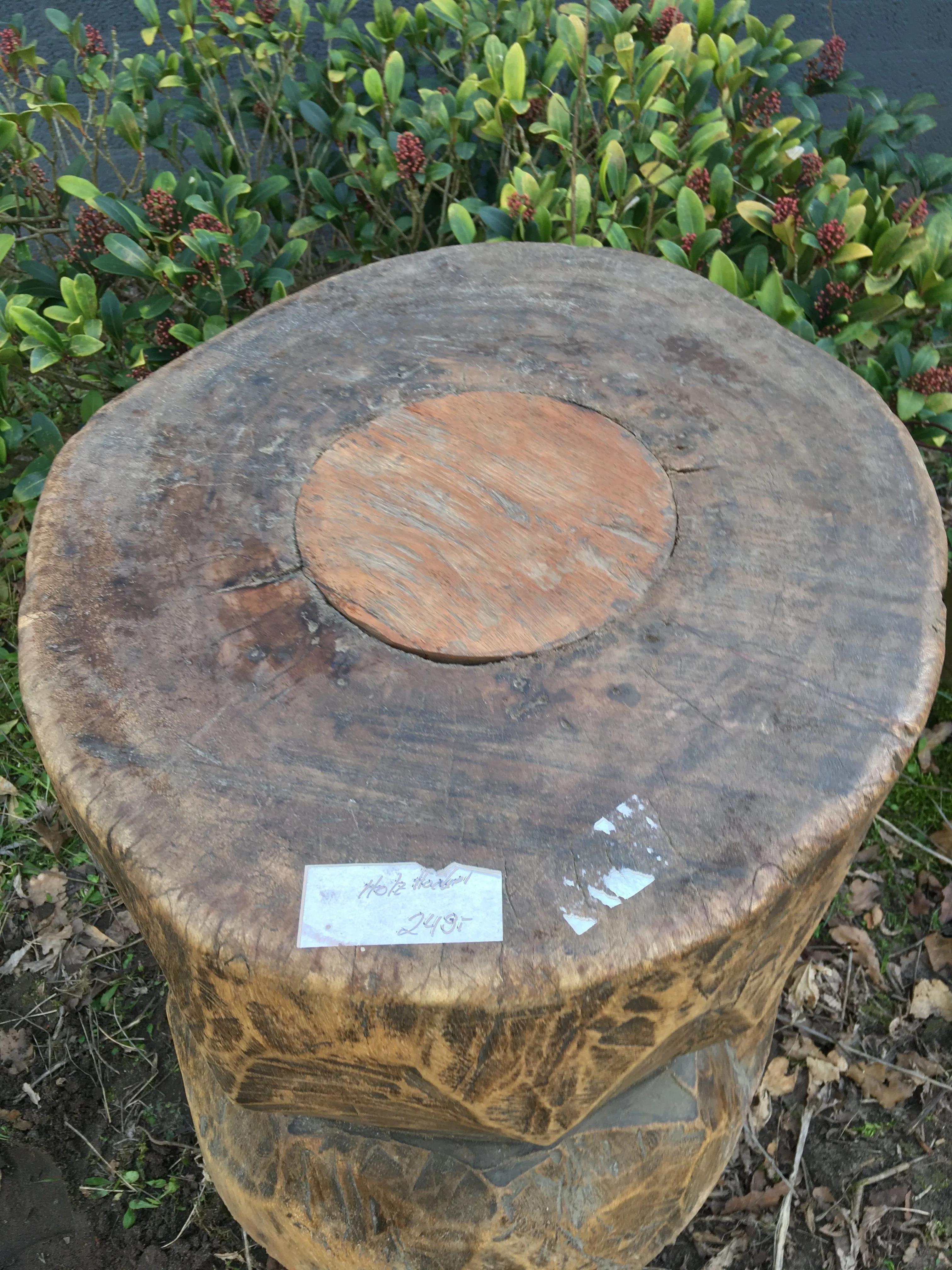 Indonesischer Holzhocker, Gartendekoration, Antik