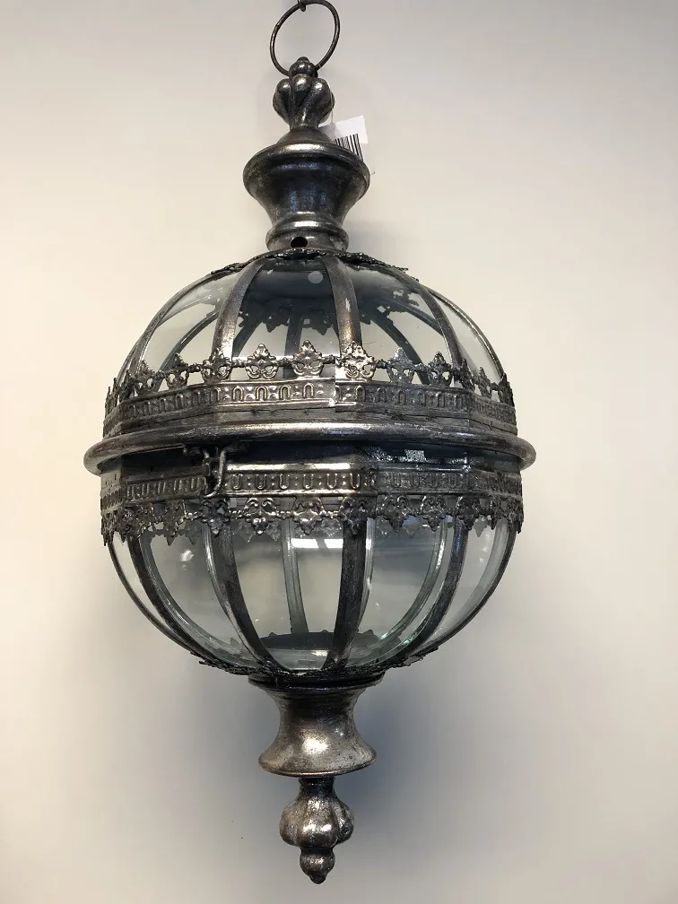 Prachtige metalen ronde lantaarn. NOG TWEE!! - houseandgarden.shop webshop voor decoratie in én om huis!