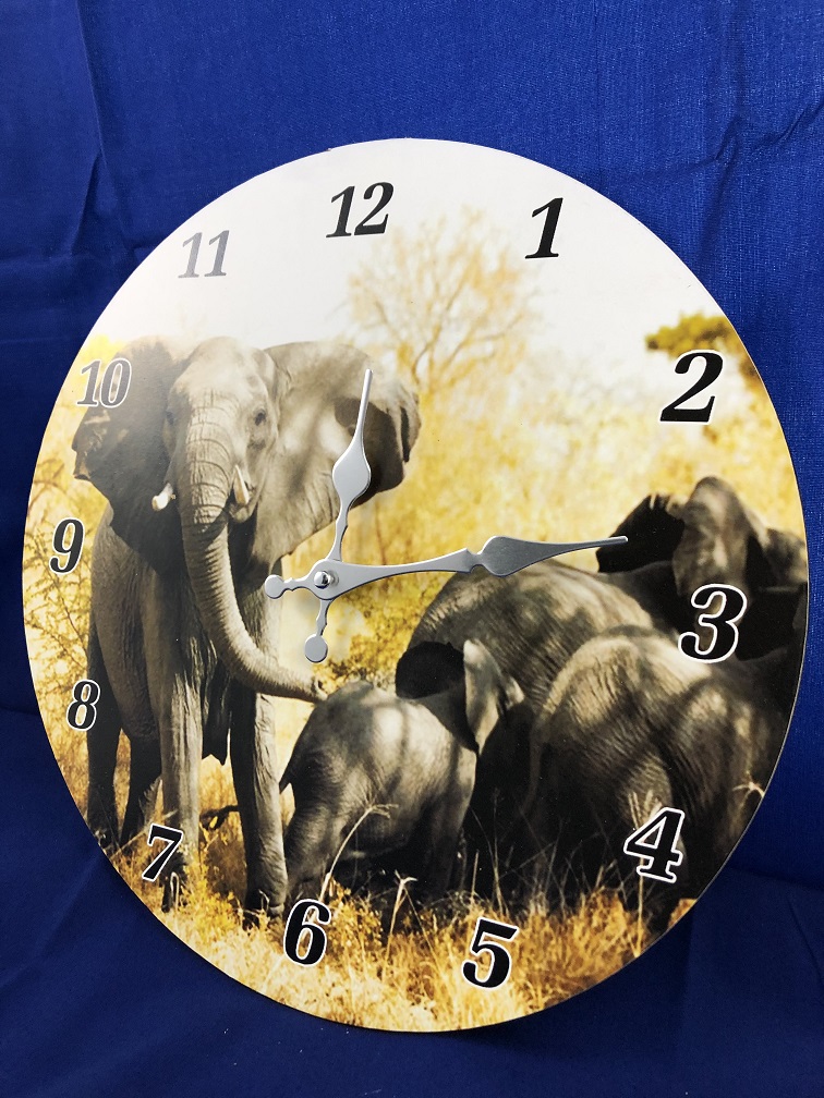 Uhr mit Elefantenbildern, schön