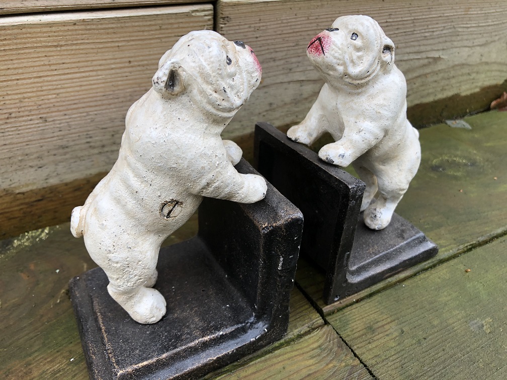 Buchhalter-Set aus Gusseisen mit Bullterrier-Hunden lackiert