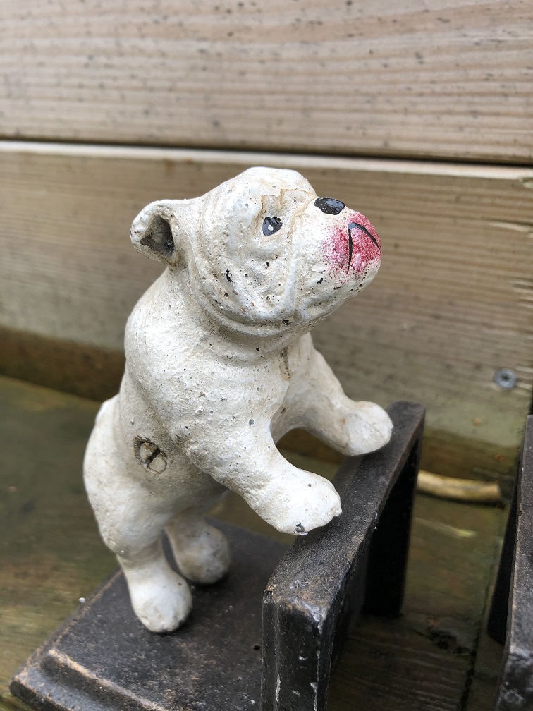 Buchhalter-Set aus Gusseisen mit Bullterrier-Hunden lackiert