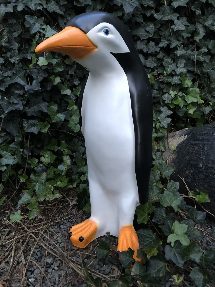 Pinguin-Statue in Farbe, polystein-show