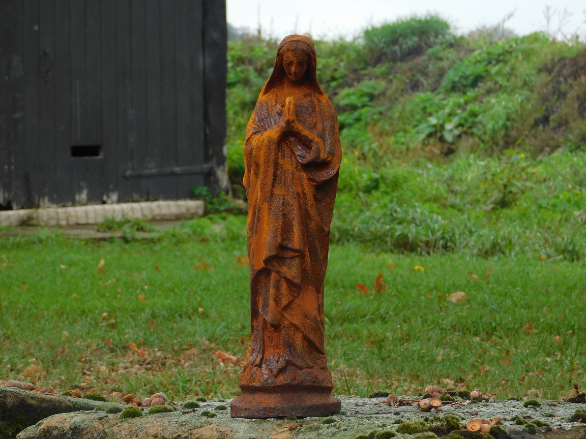 Authentische Marienstatue, Gartenstatue / Kirchliche Statue, Gusseisen Rost