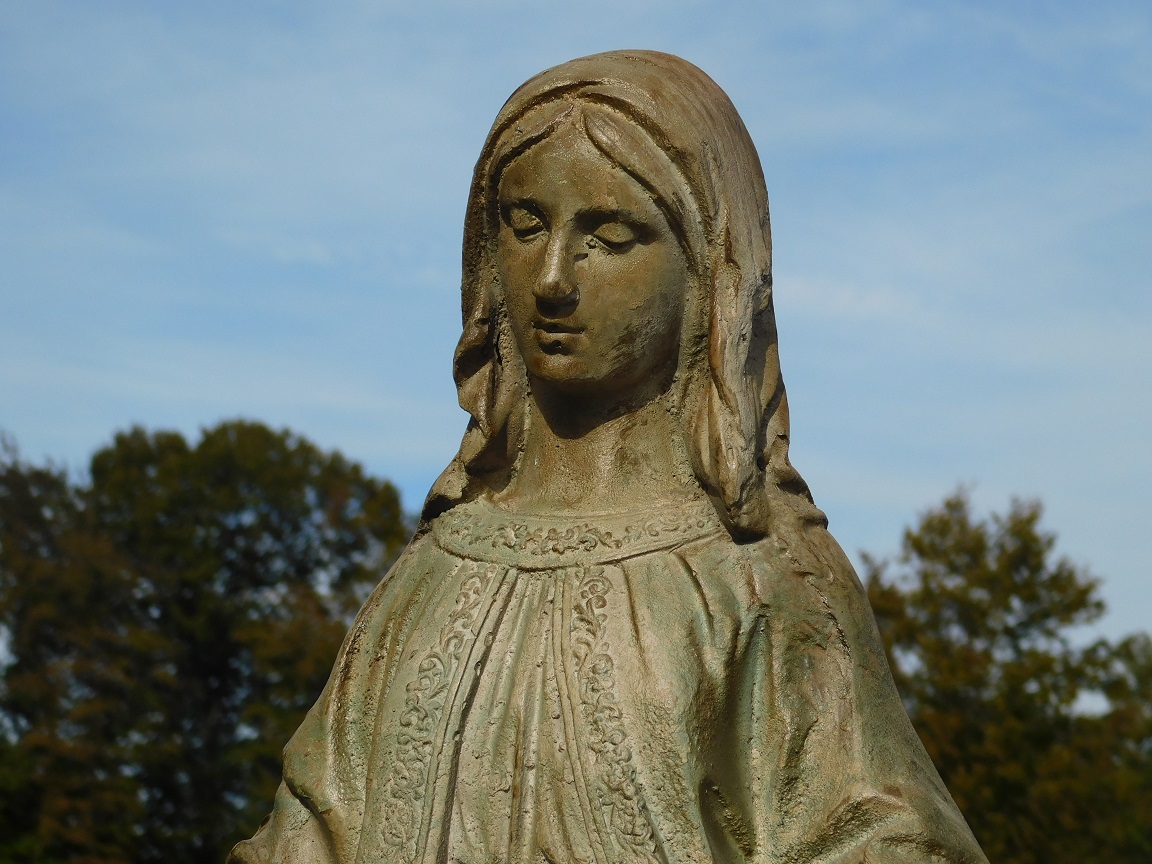 Statue Maria, robust, ecru Gartenstatue, polystone statue